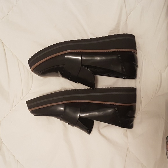 Design Lab Loafers - Picture 4 of 7